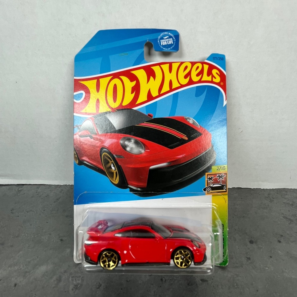 Hot Wheels Porsche 911 GT3 Red HW Exotics‎ 2 10 Toy Car Collectible